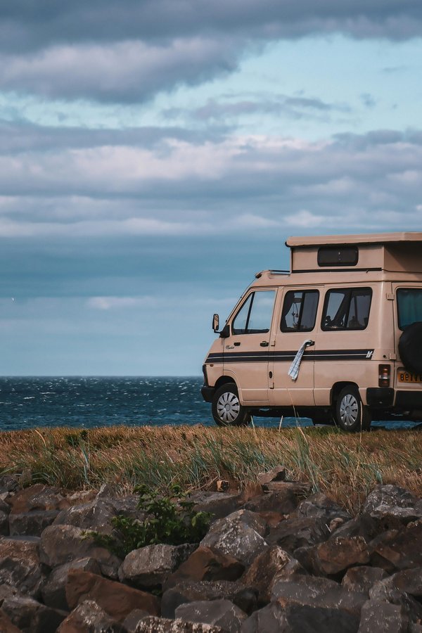 Voyage plongée en van aménagé : vivez l'aventure marine !